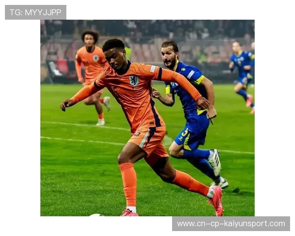 贝尔温高速冲击防线极具威胁,阿贾克斯前场活力十足